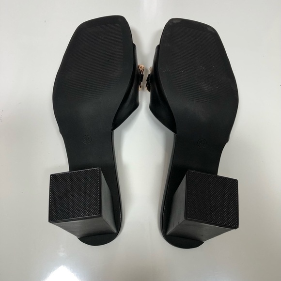 Madden Girl Mules Heeled Sandals Golden chain black Size 8.5 - Picture 4 of 9